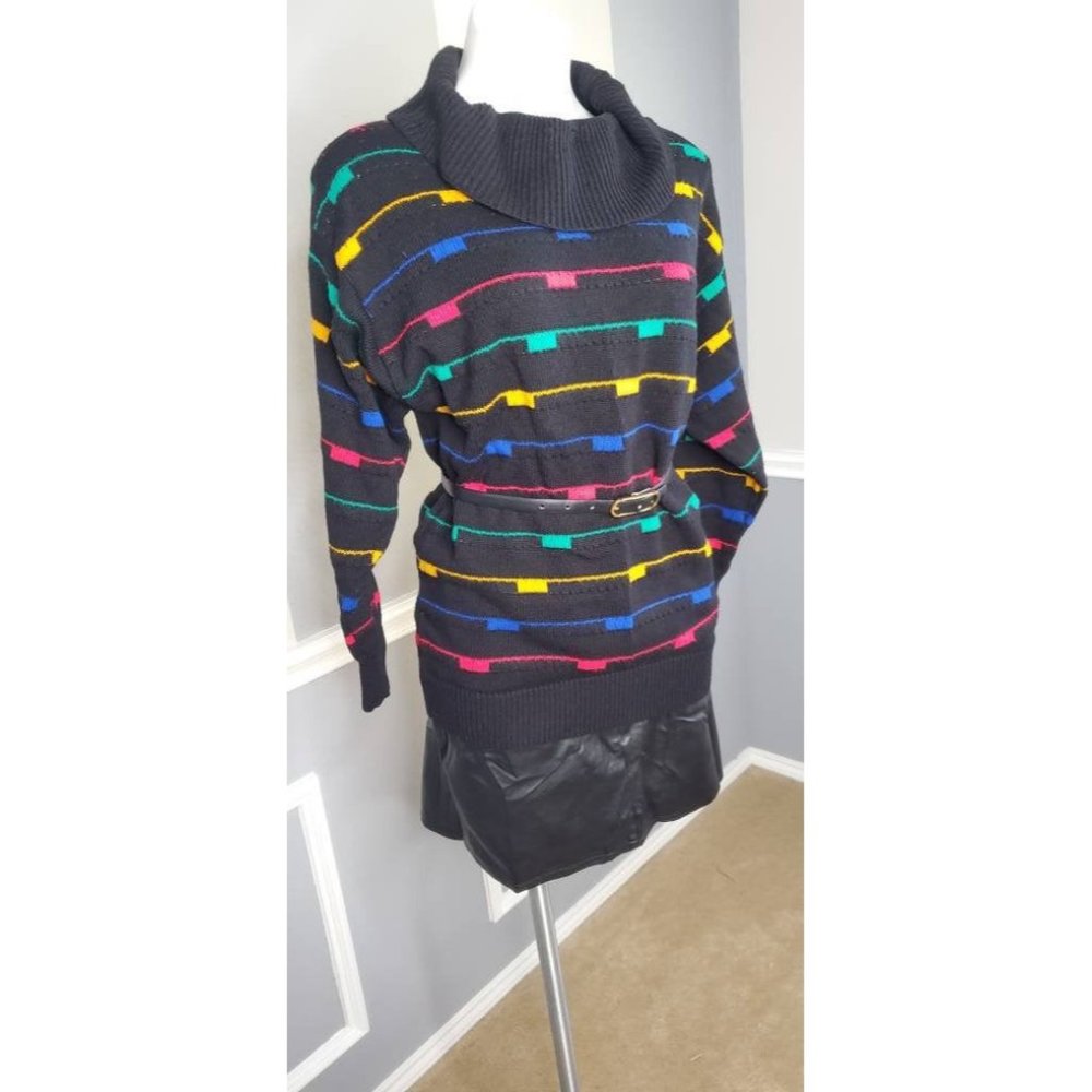 Vintage Sweater, Geometric sweater, Loose knit